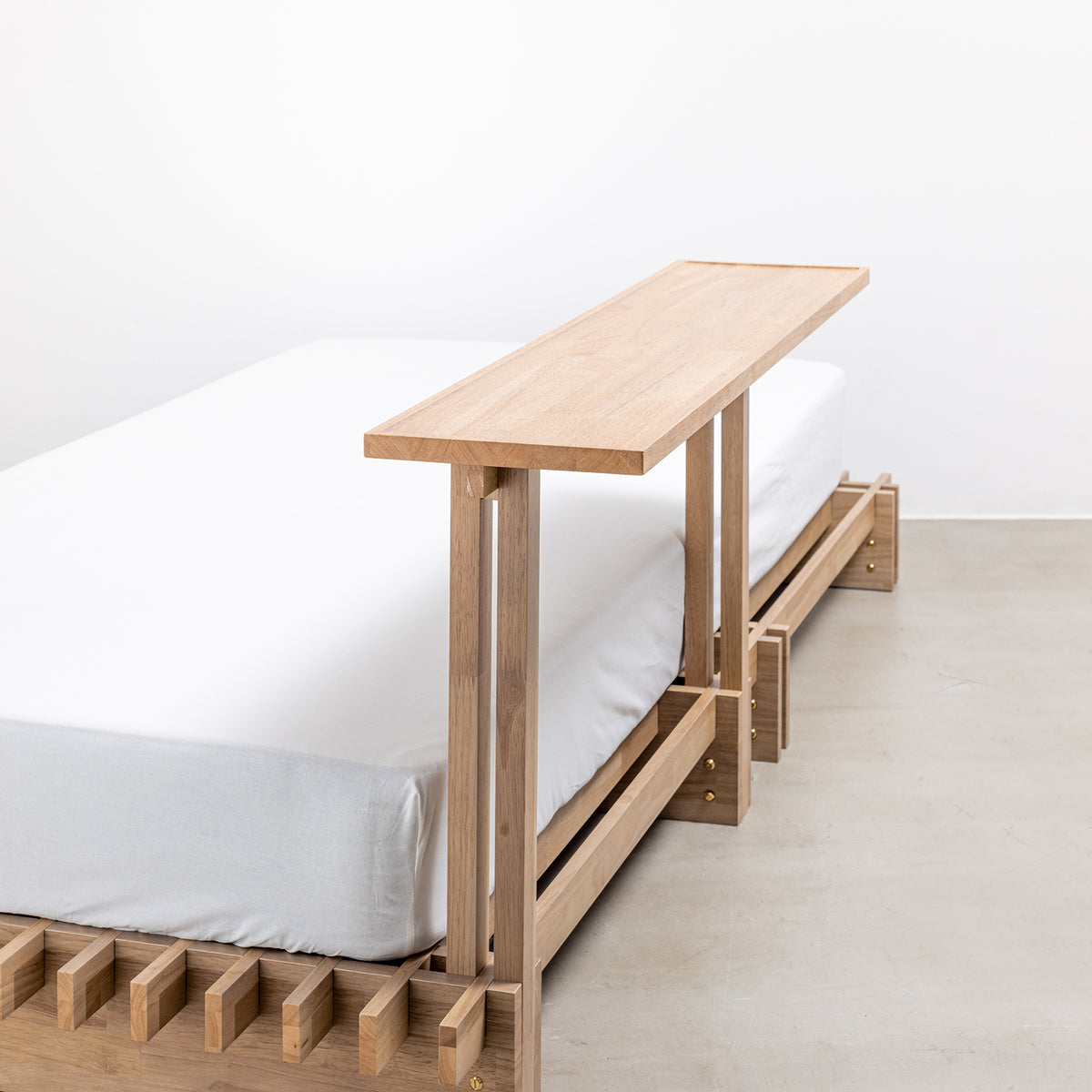 IDEE O.R.T.F. テーブル(東京都台東区で直接取引出来る方！)